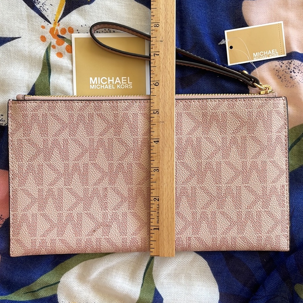 Brand New Michael Kors Large Zip Clutch Wristlet Pink Ballet w/ Gold Tone Accent - Picture 6 of 13